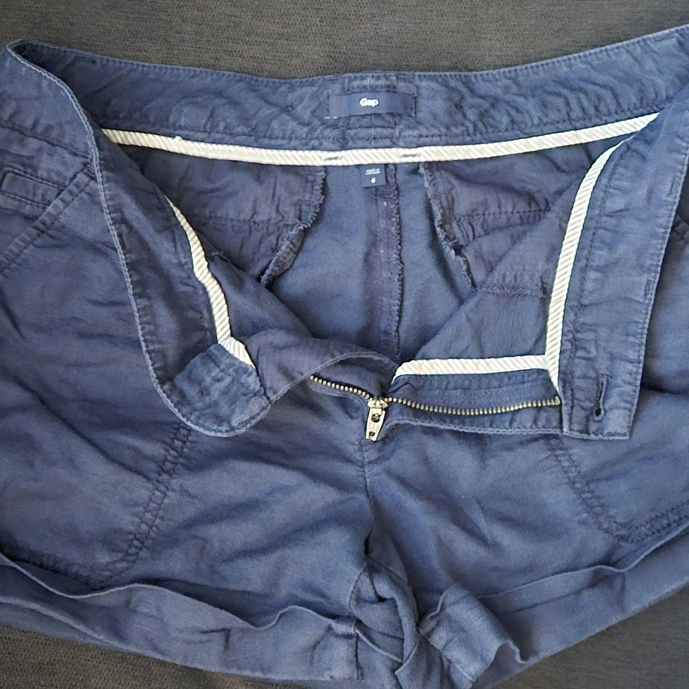 GAP Blue Cargo Shorts Lightweight Summer Essential - Picture 2 of 6
